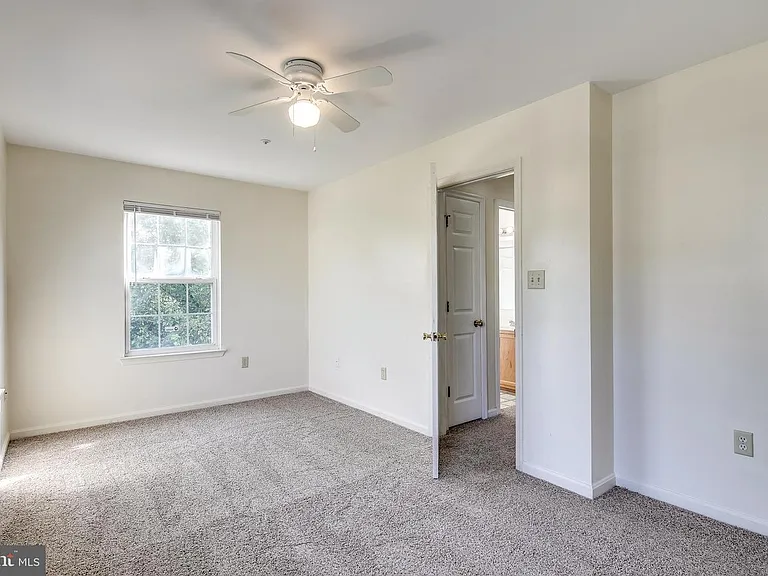 2018 Cooper Point Ct — Photo 24