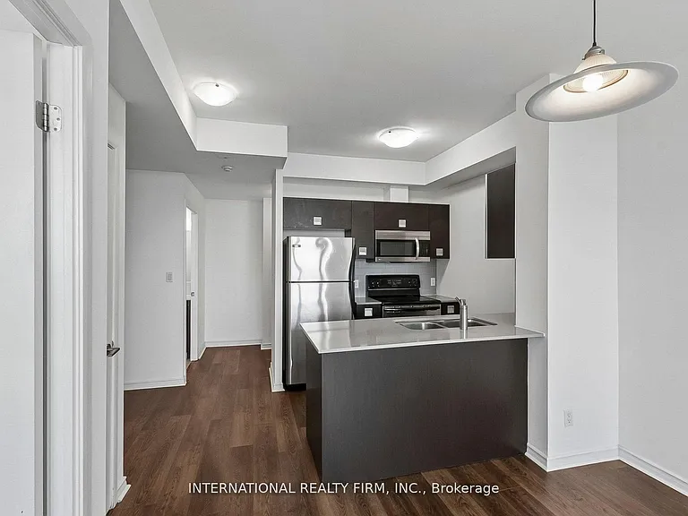 3391 Bloor St W #1011 — Photo 12