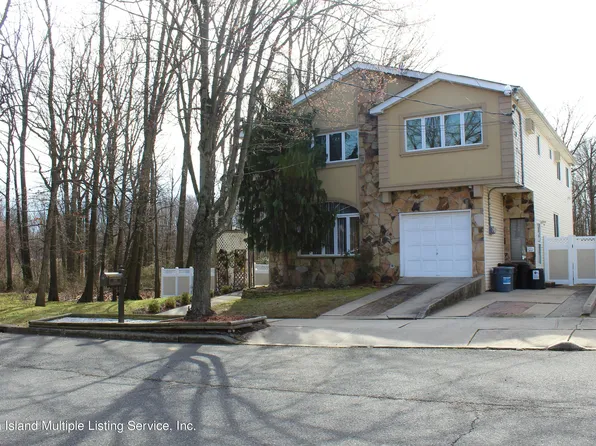 166 McBaine Ave, Staten Island, NY 10309