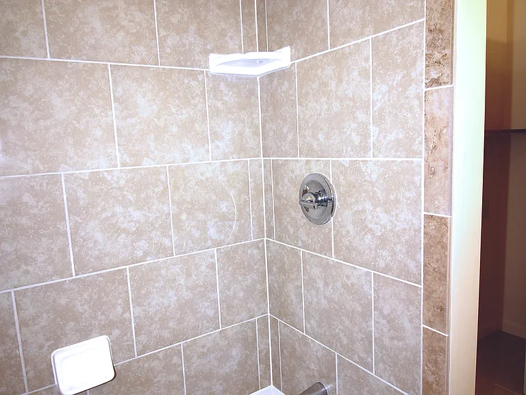 1090 Meridian Ct — Photo 31