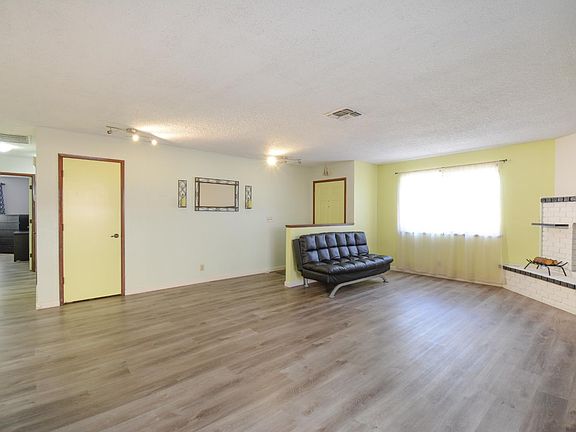 4th image of 1255 Watson Ranch Way