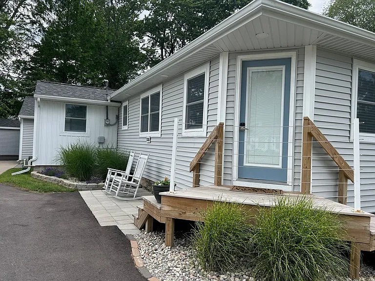 17091 W Spring Lake Rd — Photo 14