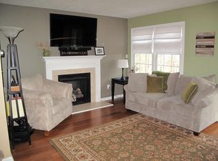 1905 Thayer St, Abington, MA 02351