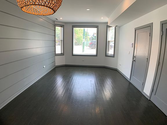 4th image of 2836 W Diversey Ave #1F