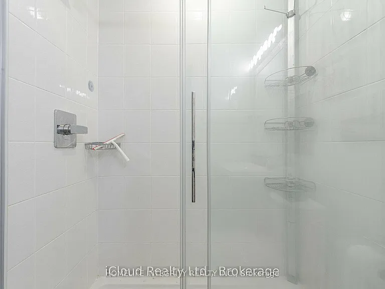 69 Boyne St #402 — Photo 13