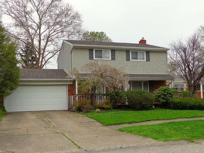 208 Georgia Ave, Elyria, OH, 44035