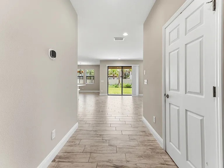 3940 Maurice Ave — Photo 5
