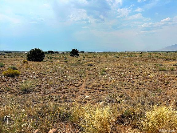 3rd image of 166 Wagon Wheel Road