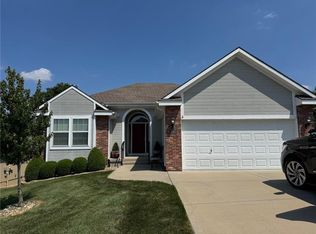7015 N Cypress Ave, Kansas City, MO 64119