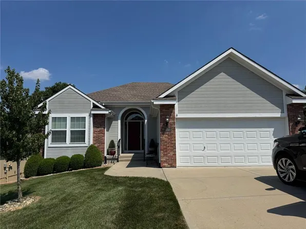 7015 N Cypress Ave, Kansas City, MO 64119