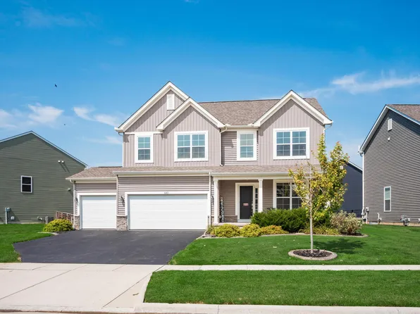 440 Oakland Hills Loop, Commercial Point, OH 43116