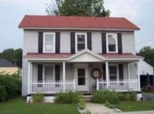 77 Depot St, Poultney, VT 05764