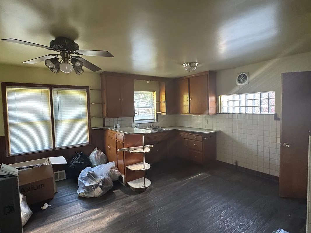 3 bed, 2.0 bath, 1395 sqft, $1,250 — Photo 4