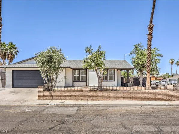 4370 Lariat Dr, Las Vegas, NV 89121
