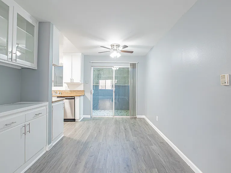 Northgate Apartments — Photo 10