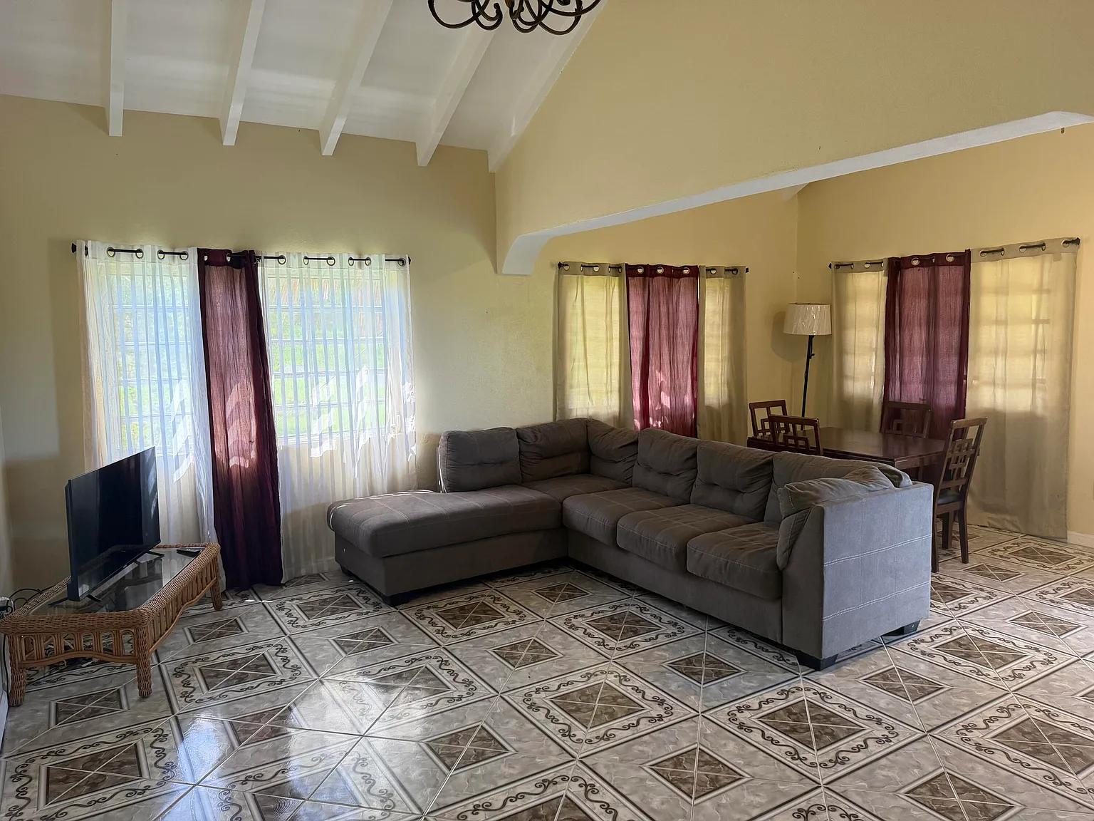 2 bed, $2,900 — Photo 4