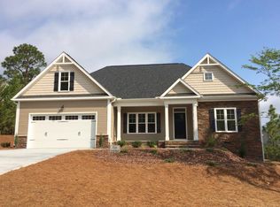 5 Cohassett Ln, Pinehurst, NC 28374
