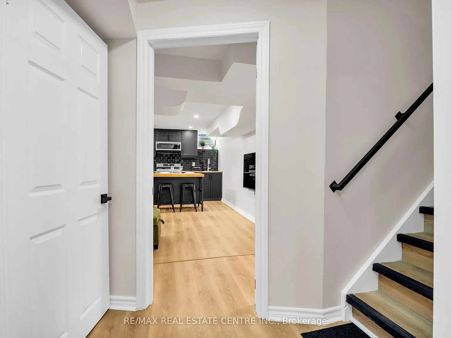 1 bed, $1,600 — Photo 3