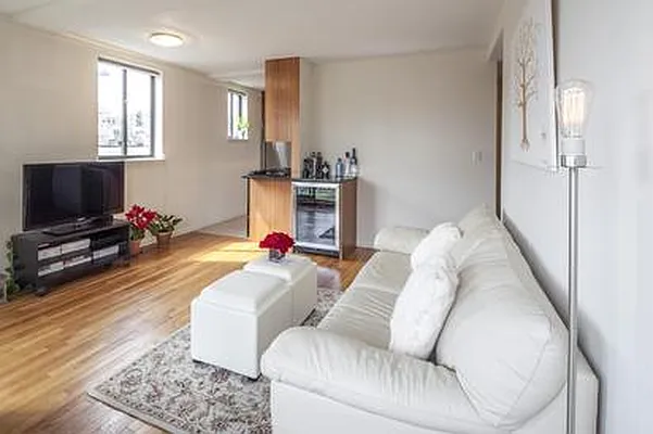 Rented by Capital Realty Investors, Inc | media 22