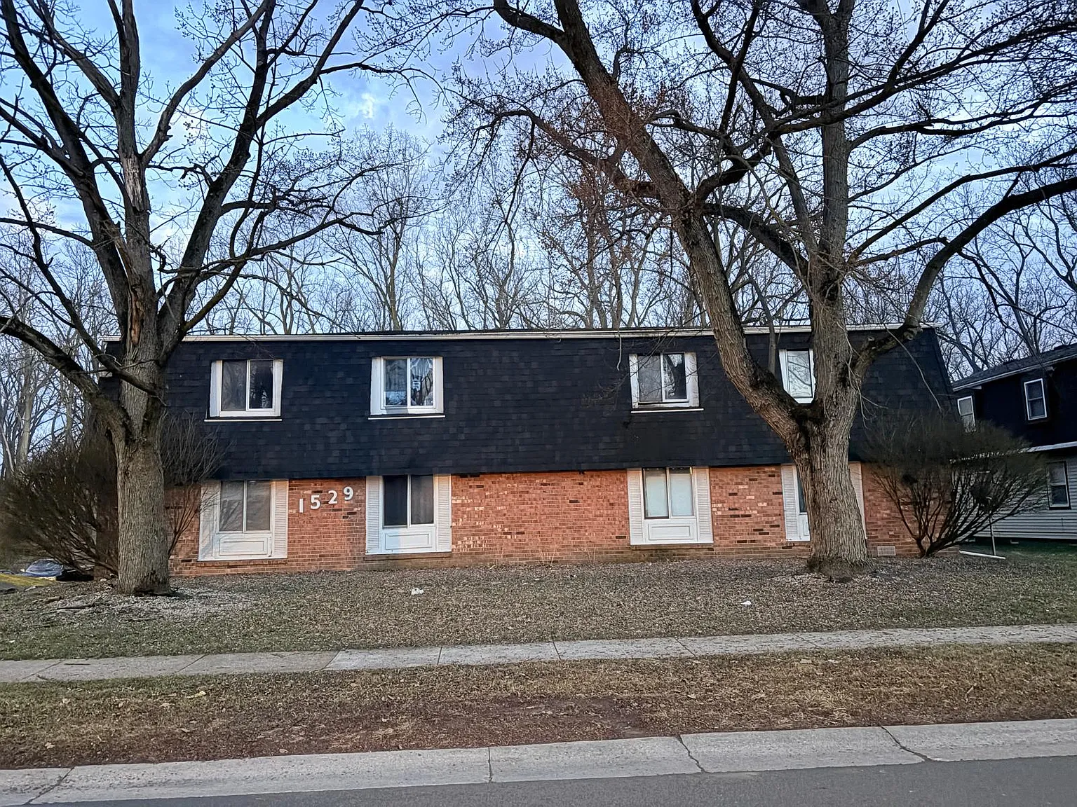 Brooke Park Apartments — Photo 1
