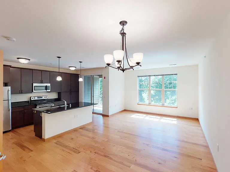 2628 Arbor Dr — Photo 8