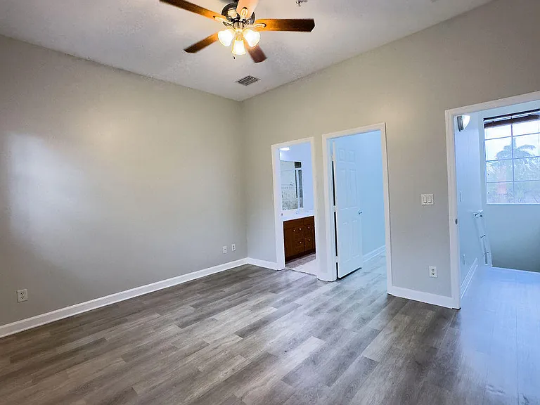 2313 Vintage Dr — Photo 33