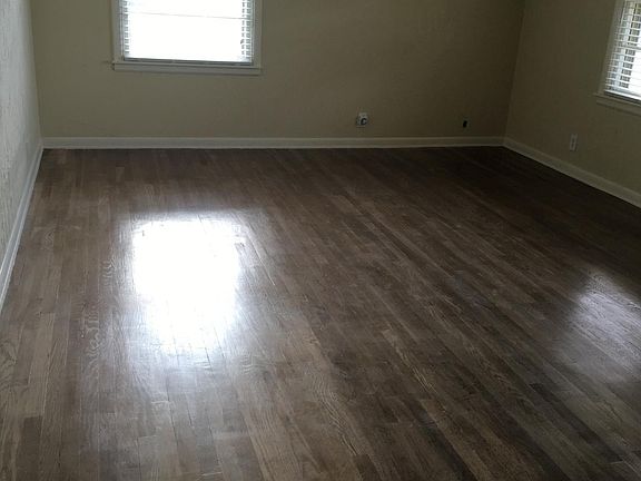 5th image of 2713 Pawnee Dr