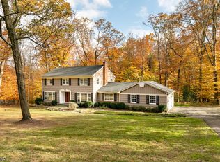 54 Mile Dr, Chester, NJ 07930