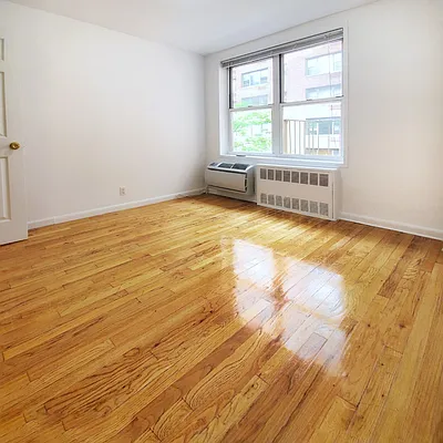 Rented by Corcoran | media 15