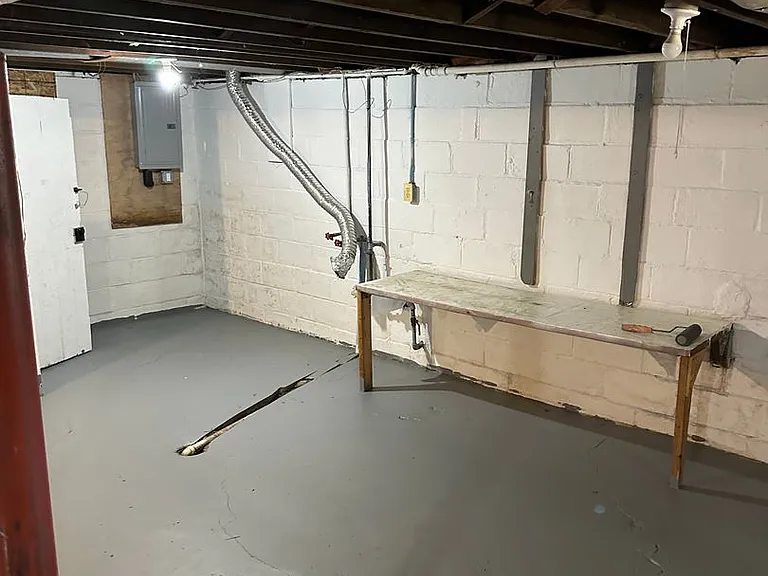 540 Holmes Ave — Photo 3