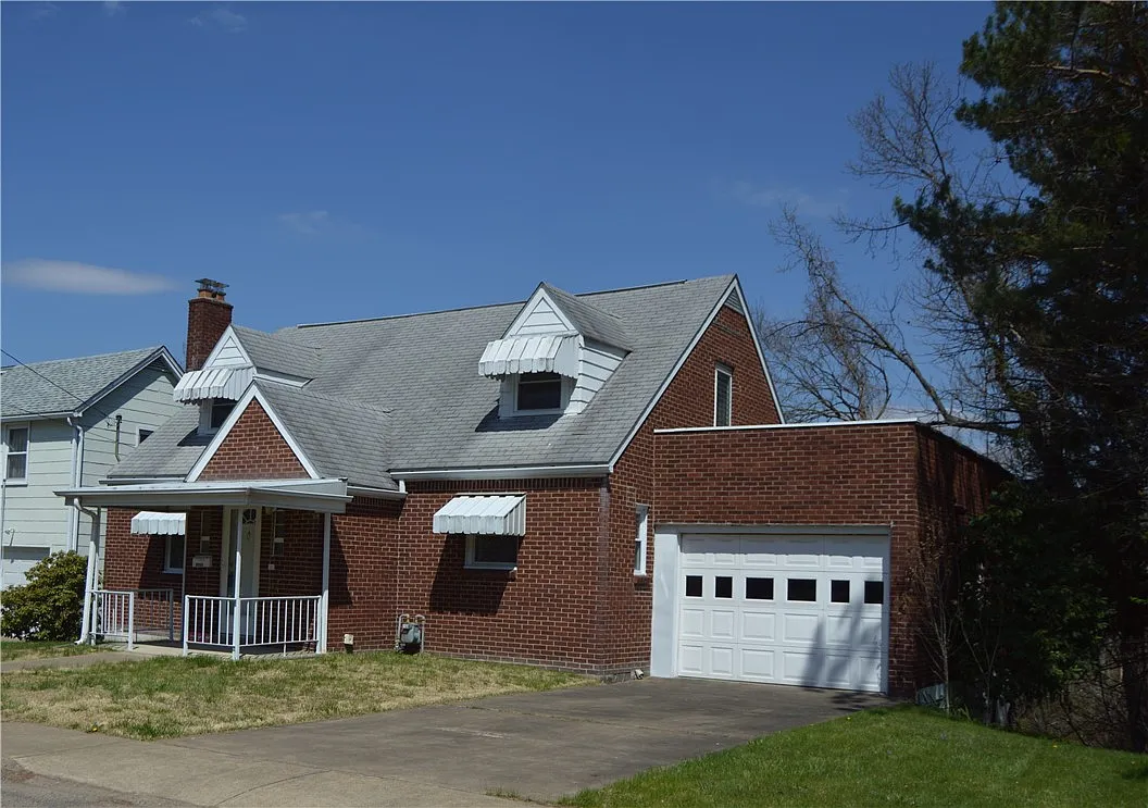 1351 Strawn Ave photo 1