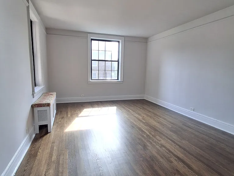 6860 108th St #3H — Photo 4