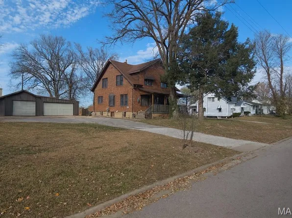 605 N Main St, Saint Clair, MO 63077