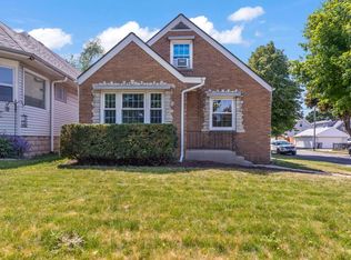 3401 S 9th St, Milwaukee, WI 53215