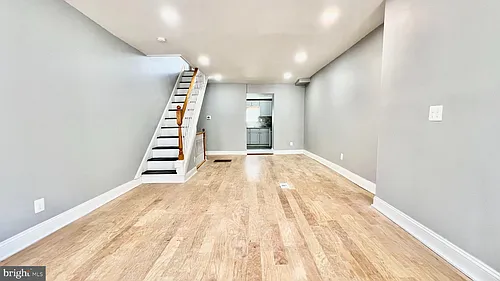 2348 Wilder St Photo 1