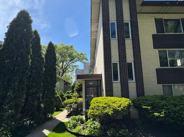 7070 N Ridge Blvd APT 1B, Chicago, IL 60645