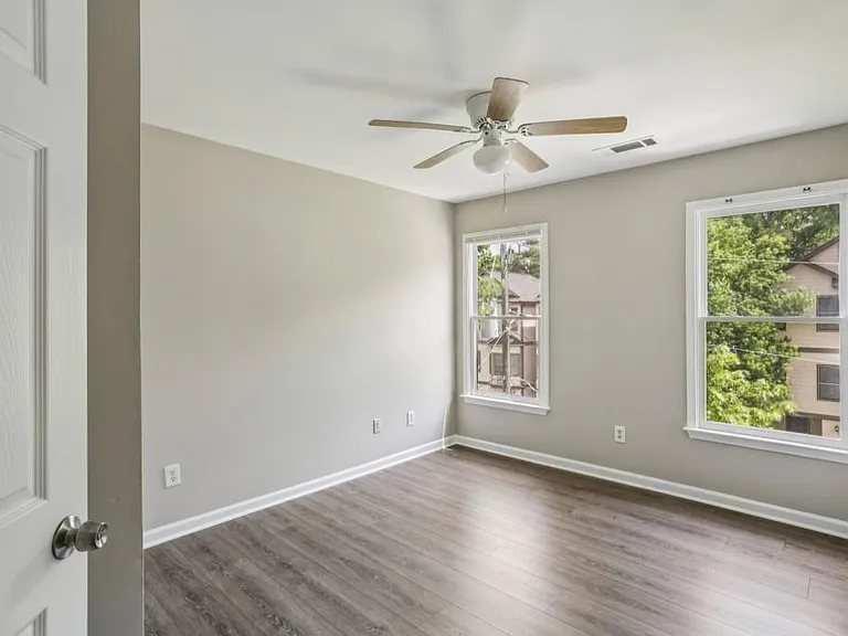 740 Prince Pl NW — Photo 27