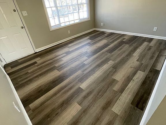 5th image of 322 Upton Rd