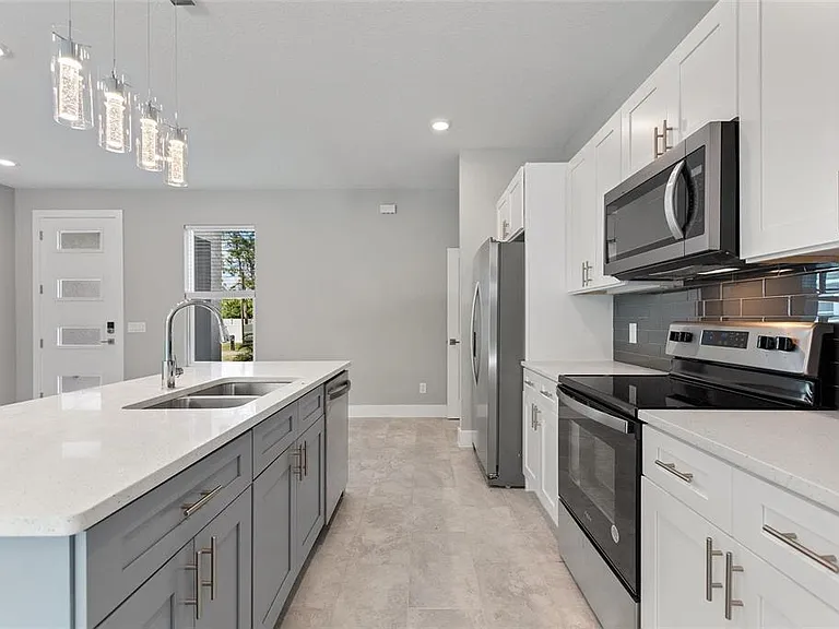 3707 Fontainebleau St — Photo 12