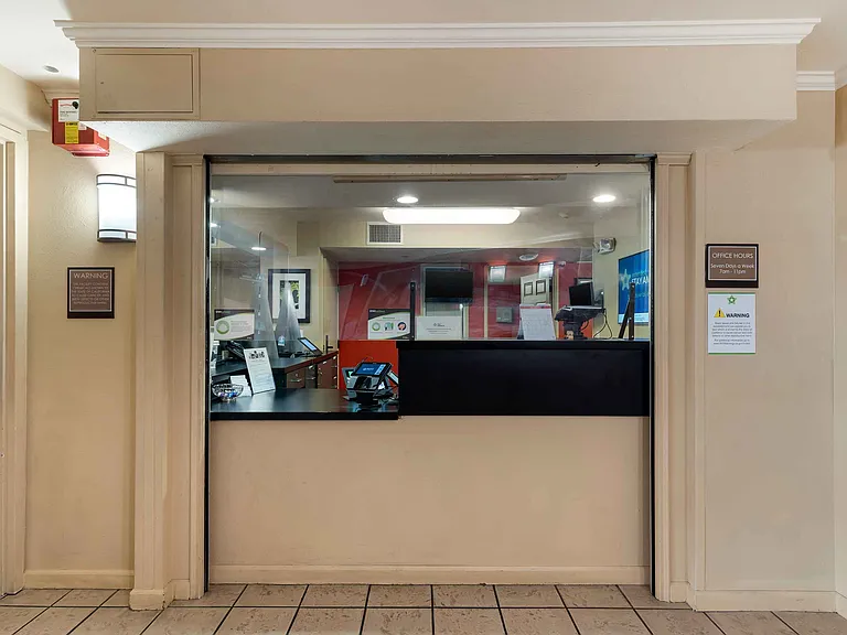 Lobby and Guest Check-in