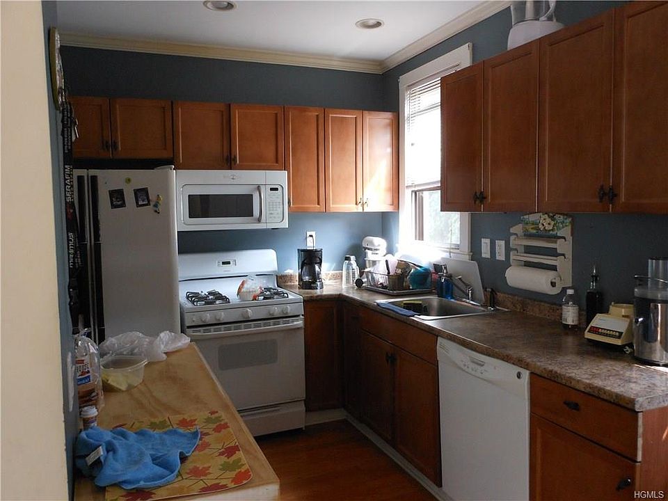 1st image of 9 N 10th Ave