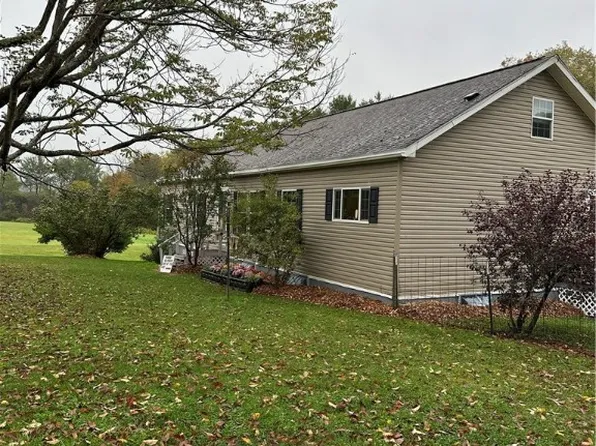 828 Midline Rd, Ithaca, NY 14850
