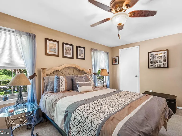 1003 Mulberry Ct — Photo 11