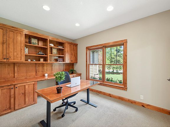 5th image of 5784 Lily Ave N