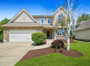 2616 Mapleside Ln, Aurora, IL 60504