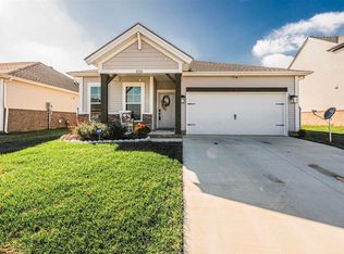 656 Big Leaf Ave, Bowling Green, KY 42104