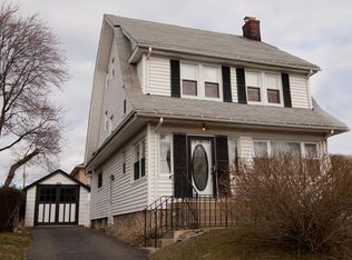 22 Rockland Pl, New Rochelle, NY 10801