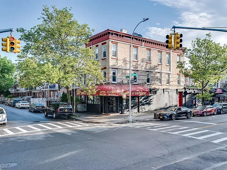 320 Cortelyou Rd #2 — Photo 7