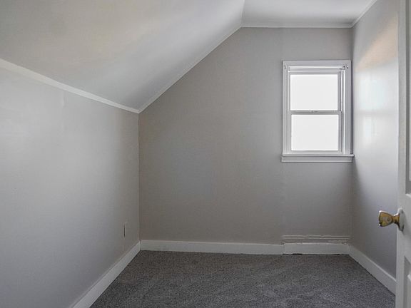 4th image of 12517 Gallagher Ave Unit 2