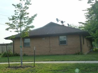 2411 Hecker Ave, Rockford, IL 61103